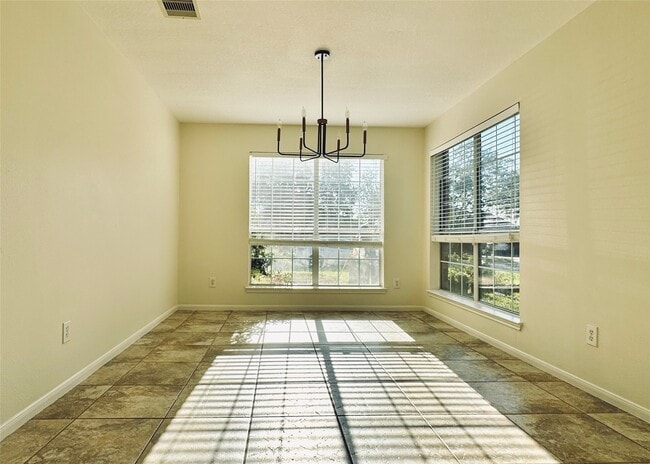 Building Photo - 5906 Llano Creek Dr