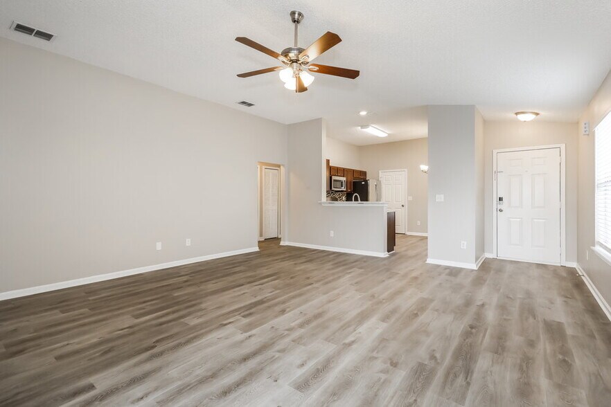 Building Photo - 6875 Recreation Trail
