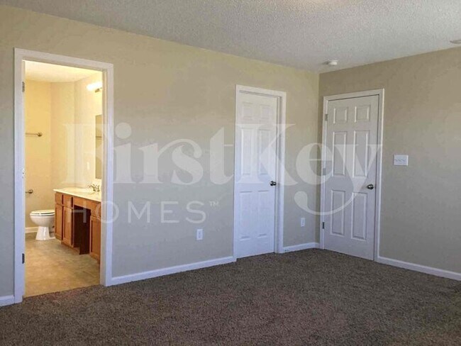 Building Photo - 10415 Candy Apple Ln