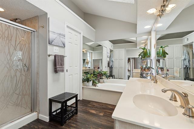 Building Photo - 4050 Frankford Rd