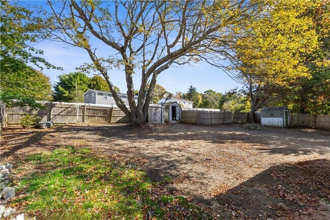 Building Photo - 400 Schooner Ave