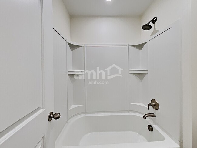 Building Photo - 4800 Horatio Ct