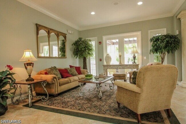 Building Photo - 1810 Florida Club Cir