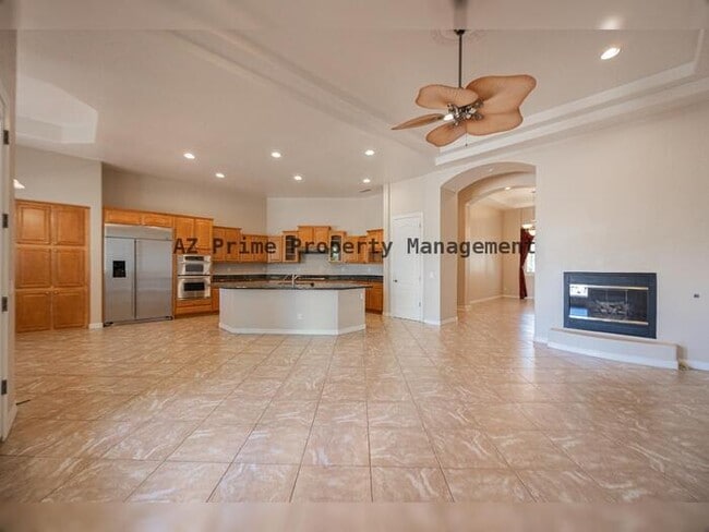 Building Photo - 2902 E Gary Way