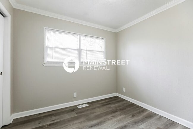 Building Photo - 3 Bedroom Pet-Friendly Home in KANSAS CITY...