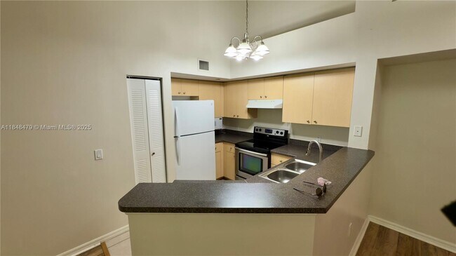 Building Photo - 4241 San Marino Blvd