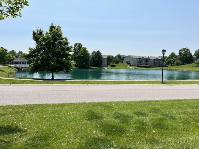 Building Photo - 1468 Taramore Dr