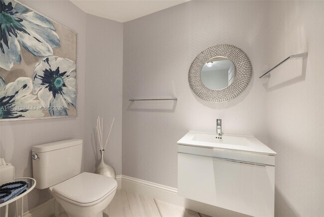 Building Photo - 17301 Biscayne Blvd