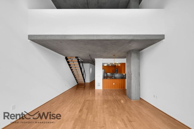 Building Photo - 77 Dow Pl