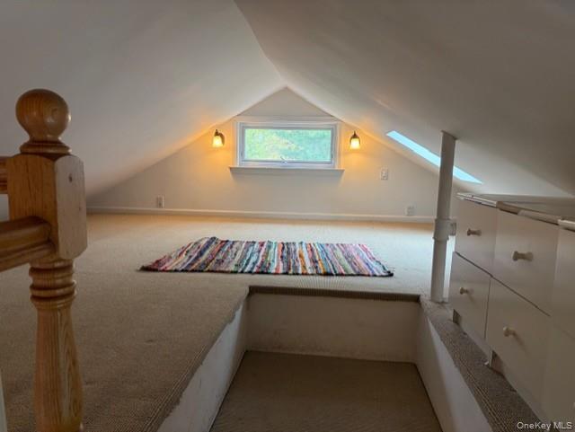 Building Photo - 522 Main St