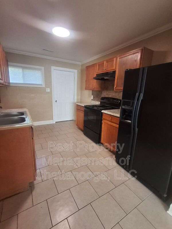 Primary Photo - 5291 Usher Dr