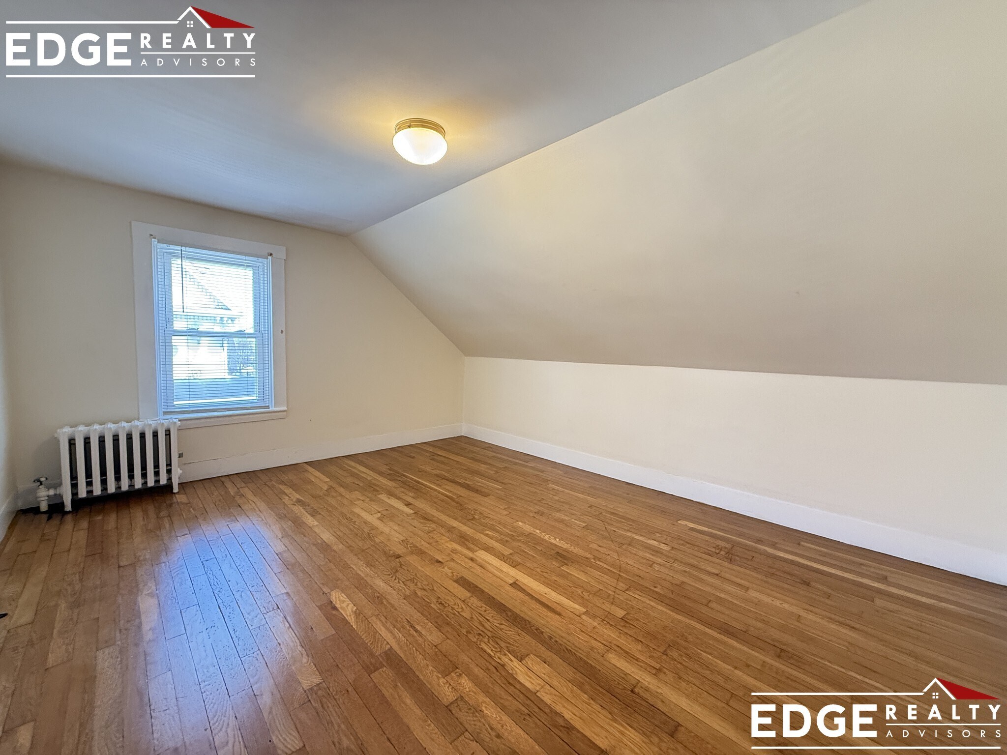 Building Photo - 28 A Cherry St