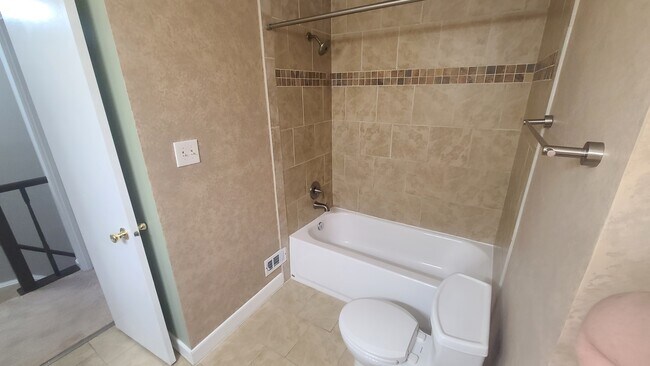 Building Photo - 2163 Whisper Way