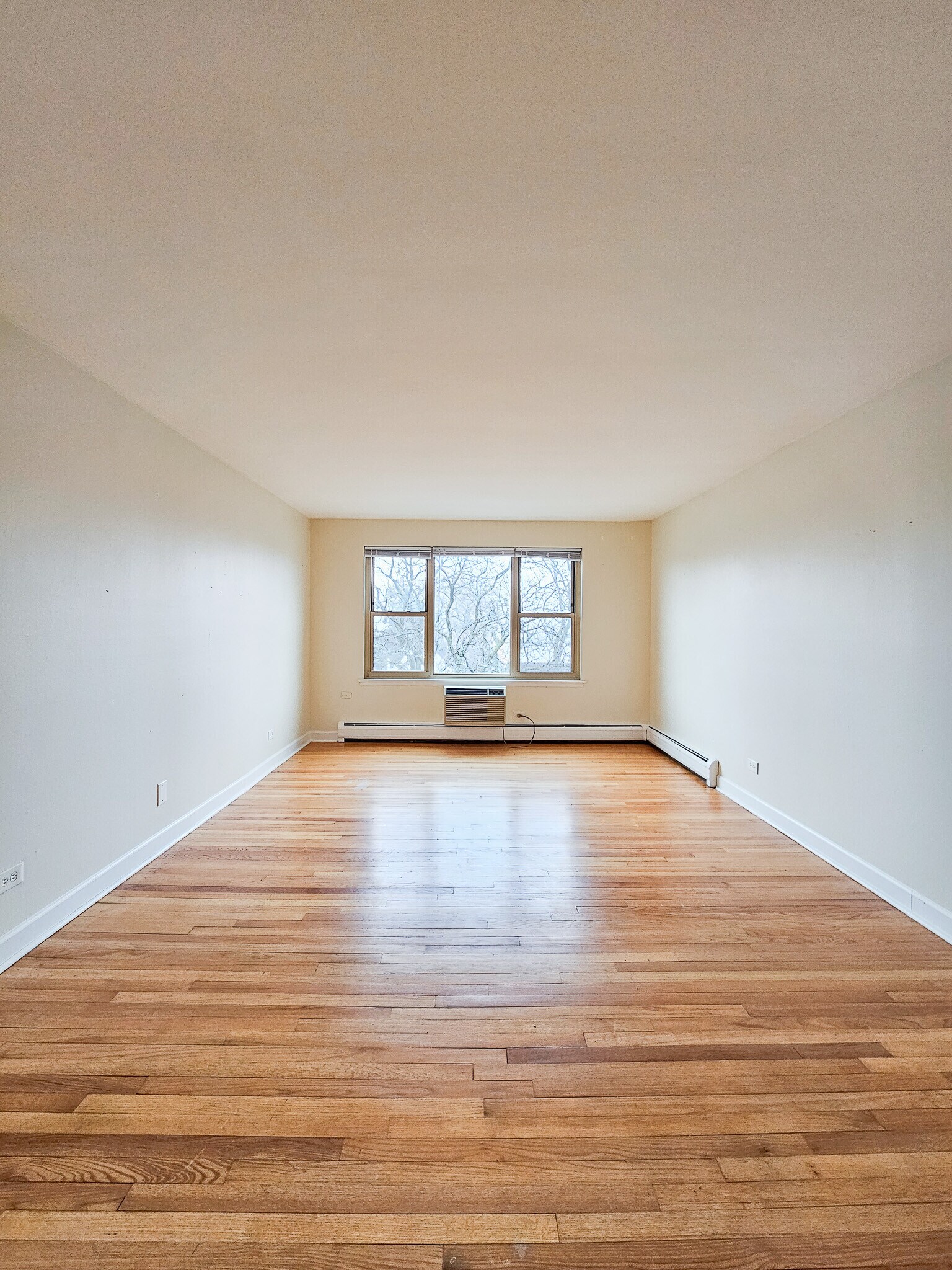 Building Photo - 1774 W Highland Ave