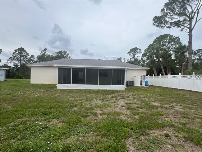 Building Photo - 3228 Lucaya Ave