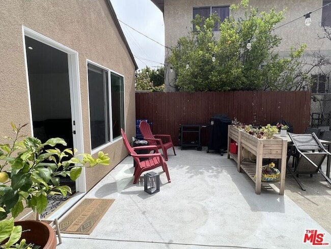 Building Photo - 12512 Rubens Ave