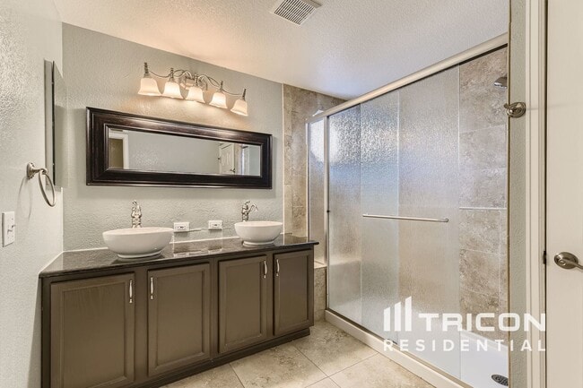 Building Photo - 3856 Rawhide Cir
