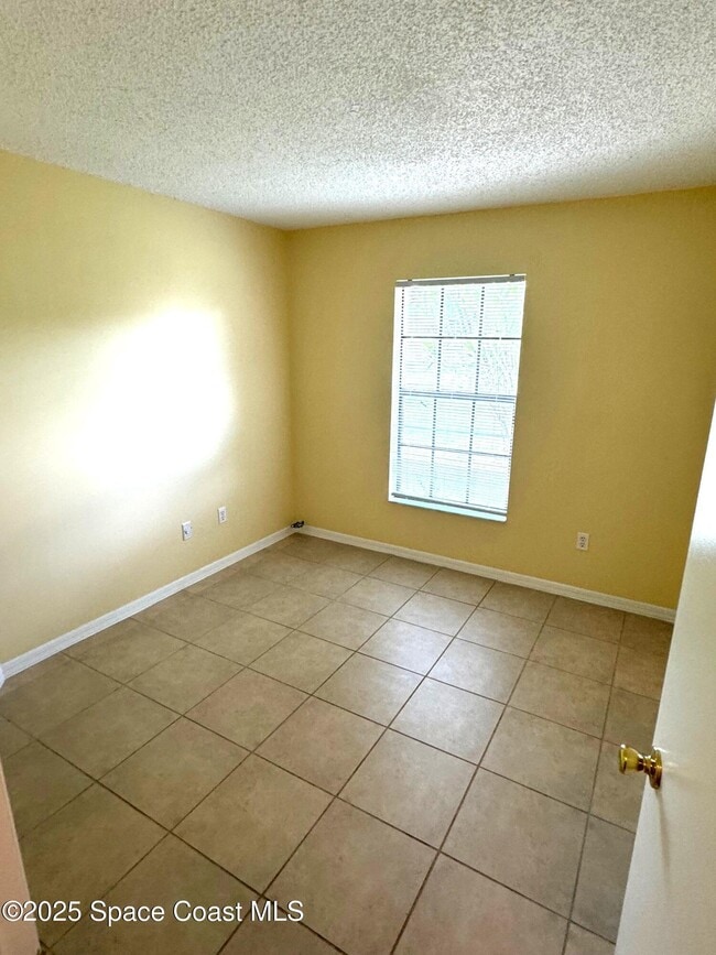 Building Photo - 774 John Adams Ln