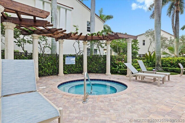 Building Photo - 4980 NW 15th Ave