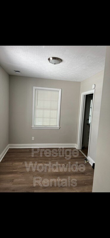 Building Photo - 134 Munson Dr