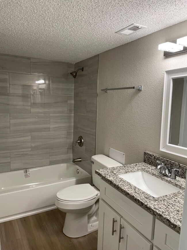 Building Photo - 3764 Idlebrook Cir