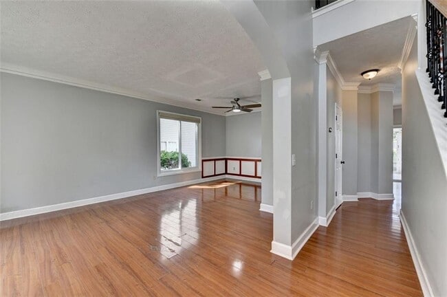 Building Photo - 702 Ashley Glen Ln