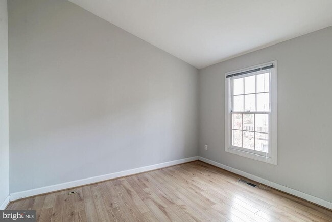 Building Photo - 2106 Patty Ln