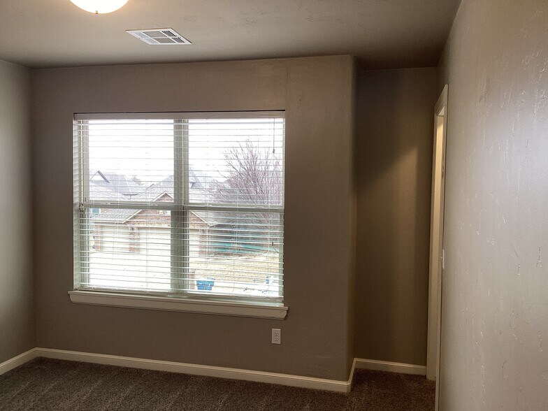 Building Photo - 11232 NW 101st St