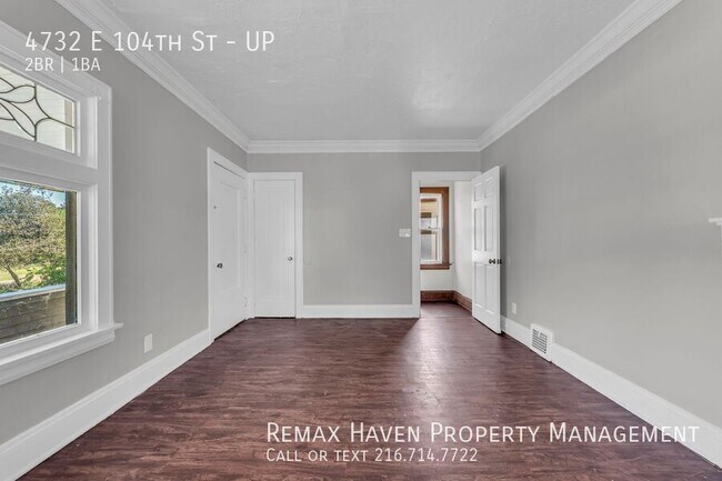 Building Photo - 4732 E 104th St