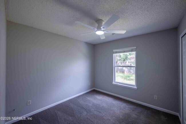 Building Photo - 570 Manship Dr