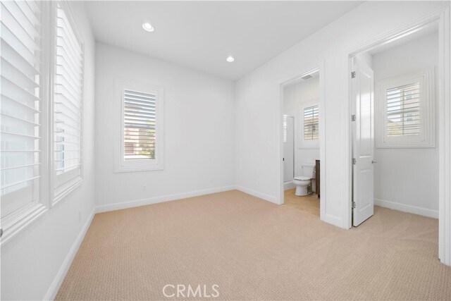 Building Photo - 118 Zion Dr