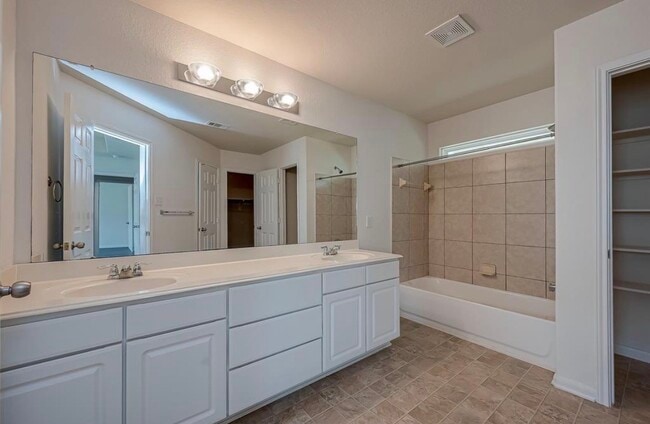 Building Photo - 5242 Espuela Ln