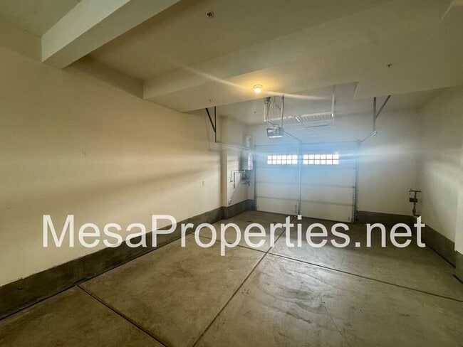 Building Photo - 7462 Solstice Pl