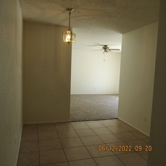Building Photo - 3590 Clearwater Dr