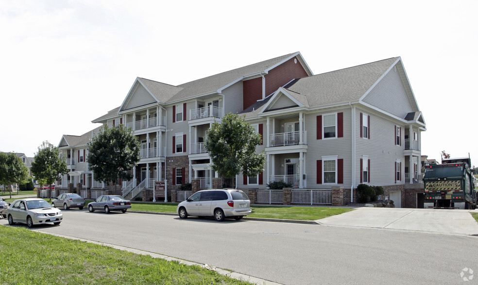 Building Photo - Prairie Towne Square