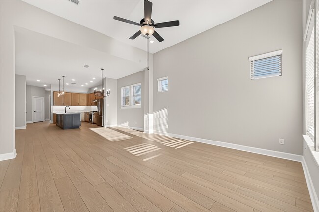 Building Photo - 11219 Peacock Flower St