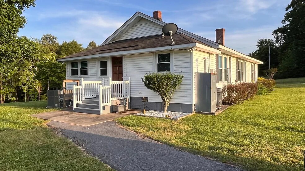Building Photo - 181 Belue Rd