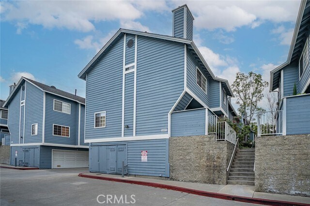 Building Photo - 26121 Frampton Ave