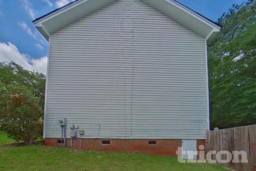 Building Photo - 210 Kendrick Rd