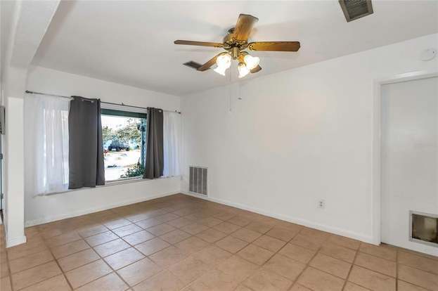Building Photo - 1533 Bonair St