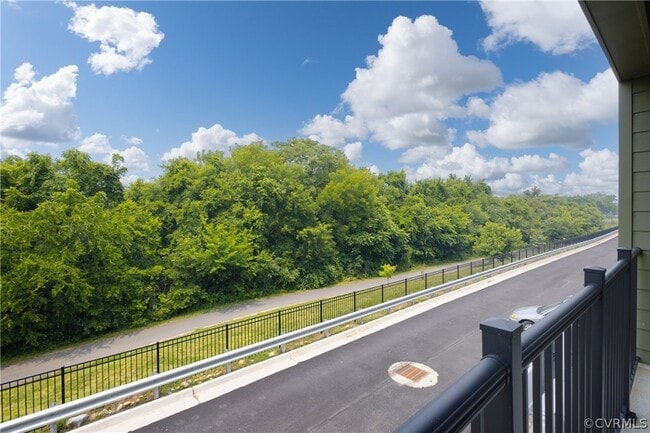 Building Photo - 5326 Old Main St