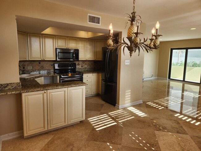 Building Photo - 1501 S Flagler Dr