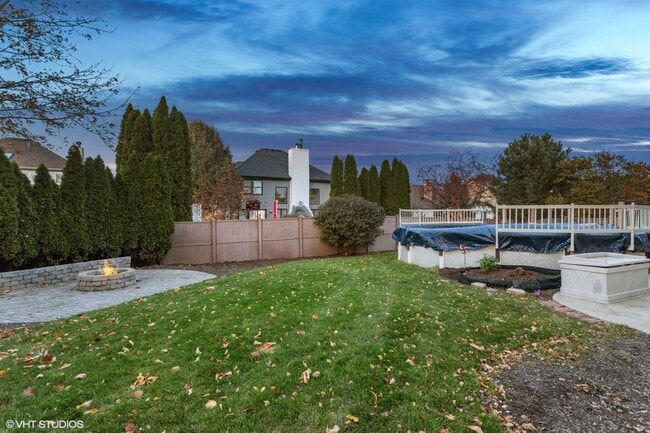 Building Photo - 24250 Merlot Ln