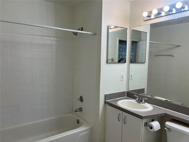 Building Photo - 8915 Latrec Ave