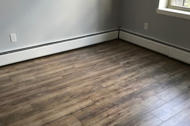 beautiful flooring - 821 Central Ave