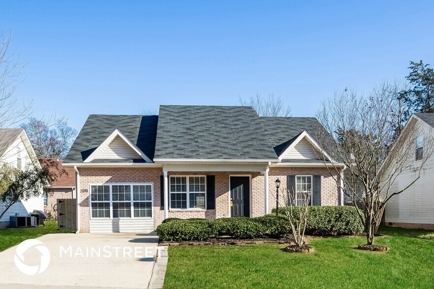 Primary Photo - 1730 N Cove