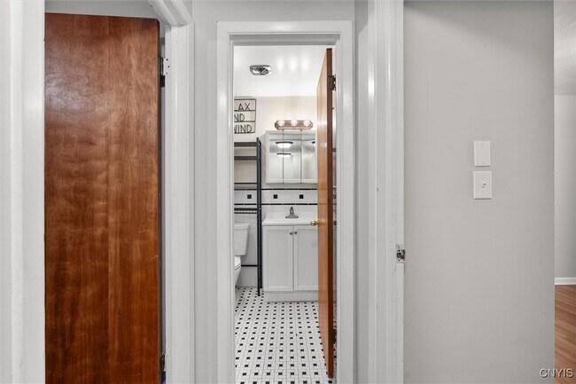 Building Photo - 4307 Candlelight Ln