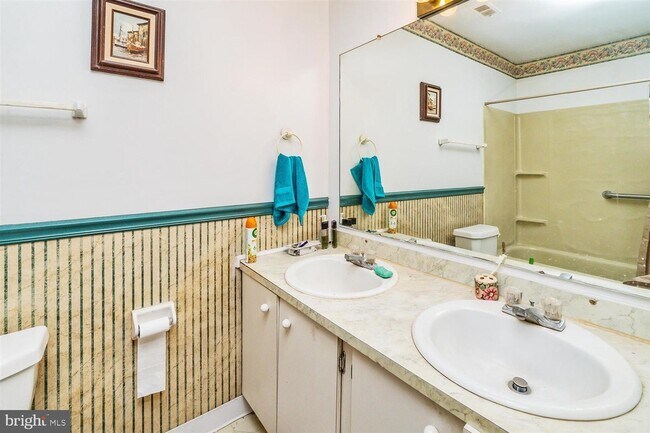 Building Photo - 101 Fitz Ct