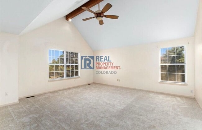 Building Photo - 10010 Irving St