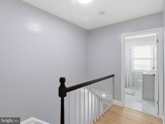 Building Photo - 3603 Ravenwood Ave